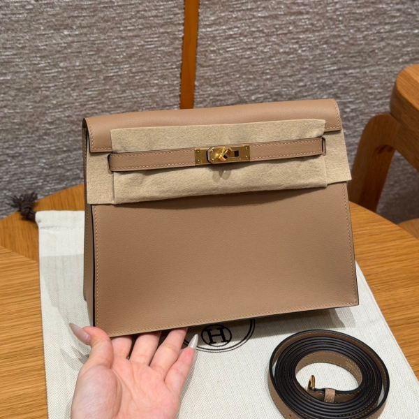 【エルメス HERMES】ケリーダンス スイフト トレンチ（S2）ゴールド金具（100％手縫）